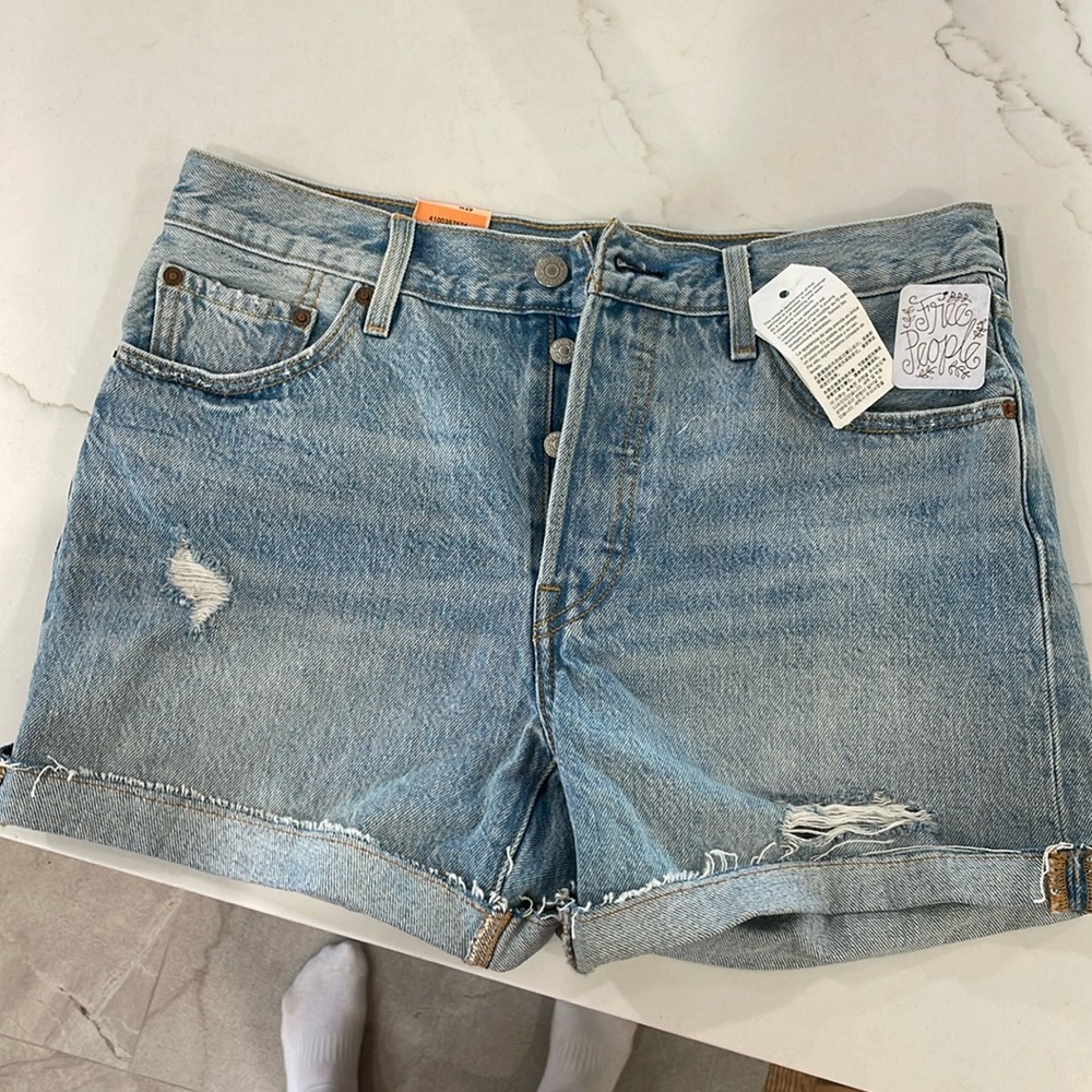 Brand new never worn free people Levi’s